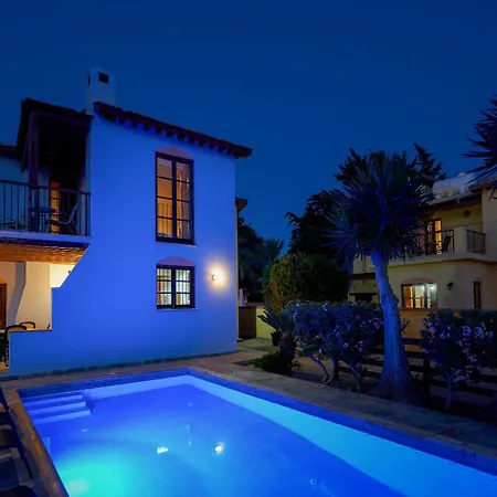 Holiday home In Chrysochous Mit Offenem Kamin *
